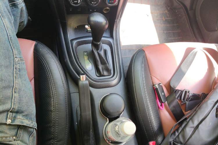 Used Haima S7 2013 2.0L Automatic ZhiZhen Version Gear Lever