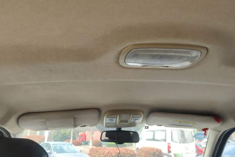 Used Haima S7 2013 2.0L Automatic ZhiShang Version Headliner