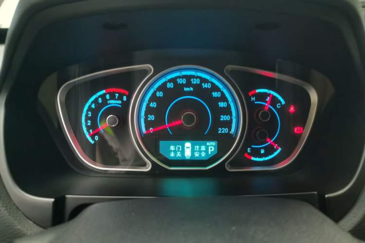 Used Haima S7 2013 2.0L Automatic ZhiShang Version Instrument Cluster