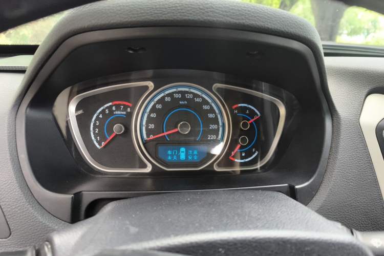 Used Haima S7 2013 2.0L Manual ZhiShang Version Instrument Cluster