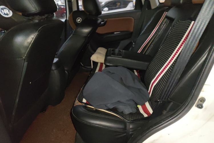 Used Haima S7 2013 2.0L Manual ZhiShang Version Left Rear Seat
