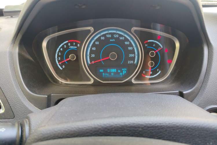 Used Haima S7 2013 2.0L Automatic ZhiZhen Version Odometer Close Up