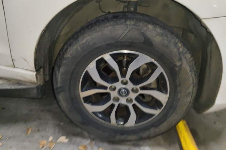 Used Haima S7 2013 2.0L Manual ZhiShang Version Right Front Wheel Hub