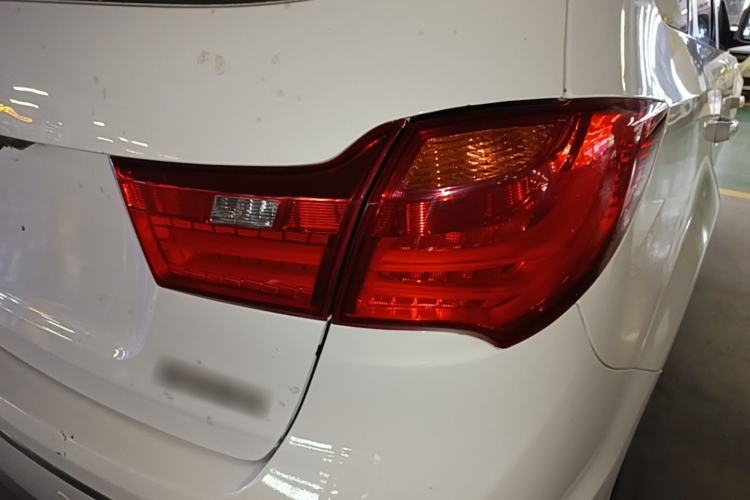 Used Haima S7 2013 2.0L Automatic ZhiShang Version Right Rear Taillight