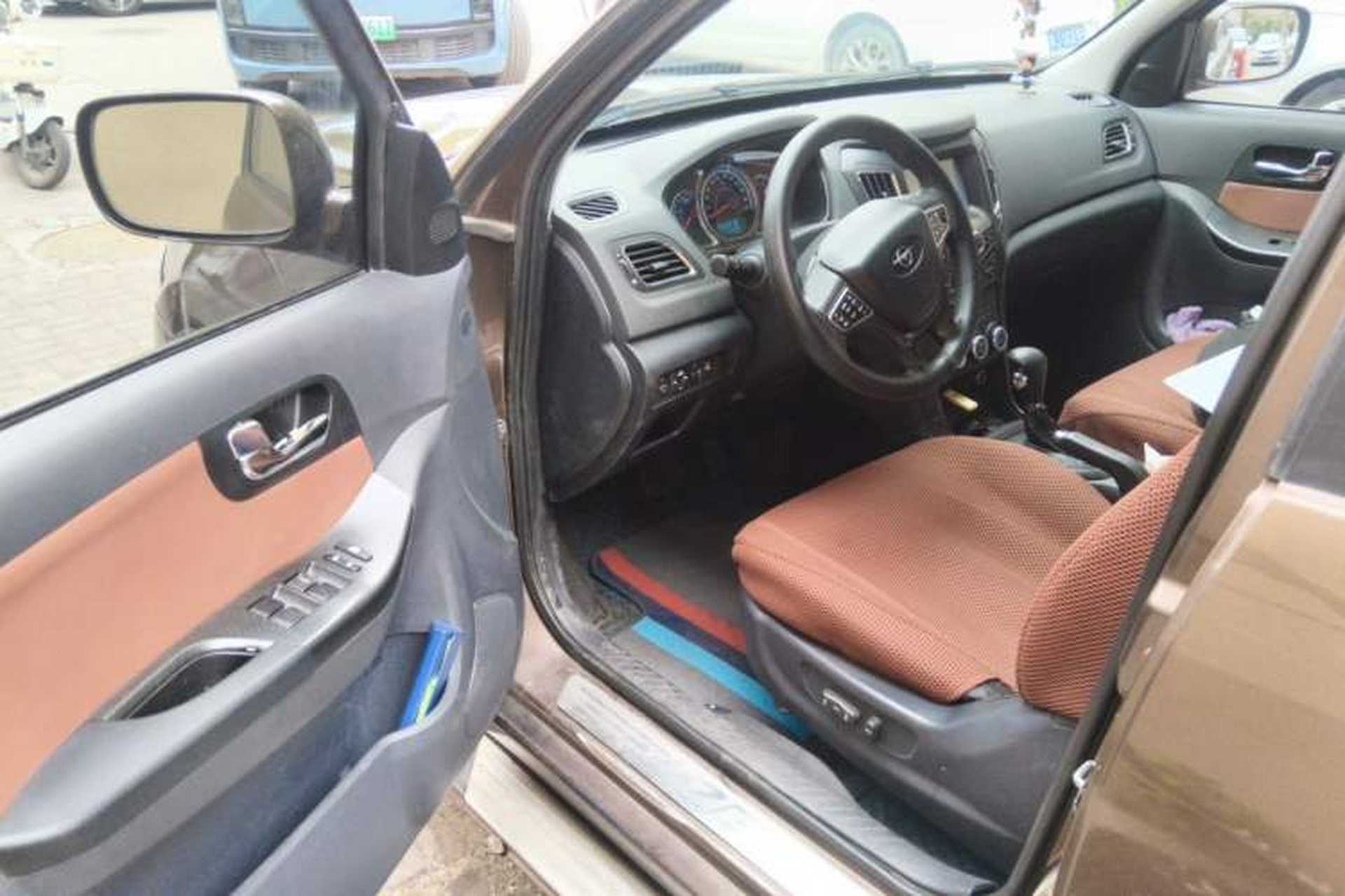 Used Haima S7 2013 2.0L Automatic ZhiZhen Version Driver Seat