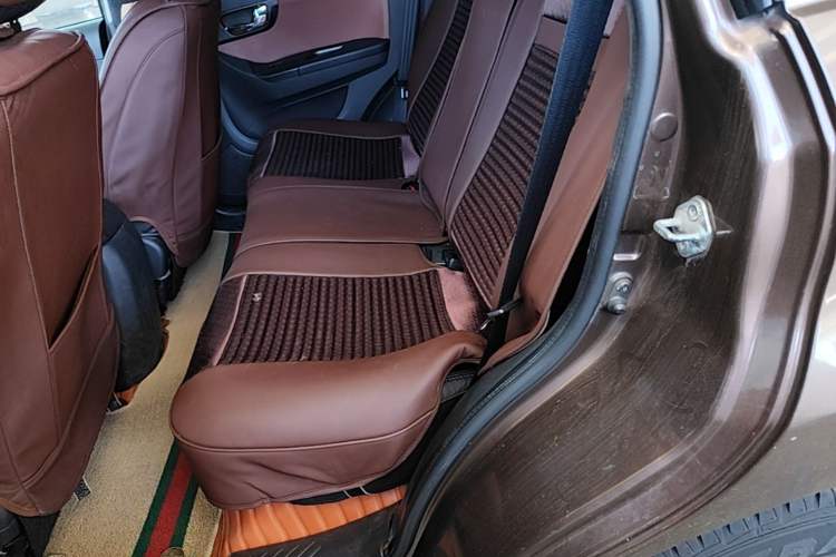 Used Haima S7 2013 2.0L Manual ZhiZhen Version Left Rear Seat