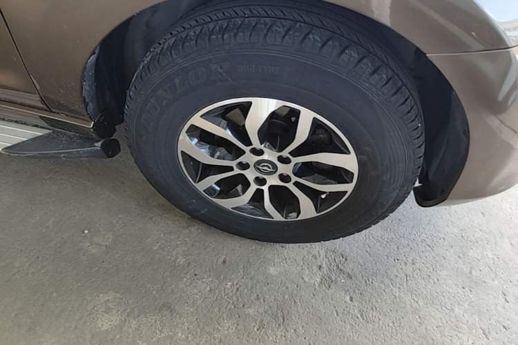 Used Haima S7 2013 2.0L Manual ZhiZhen Version Right Front Wheel Hub