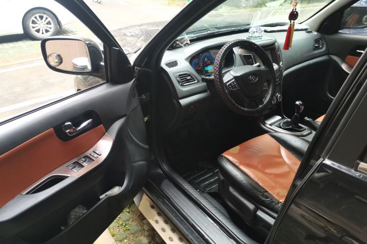 Used Haima S7 2015 Revised Version 2.0L Manual – Zongcheng Edition Driver Seat