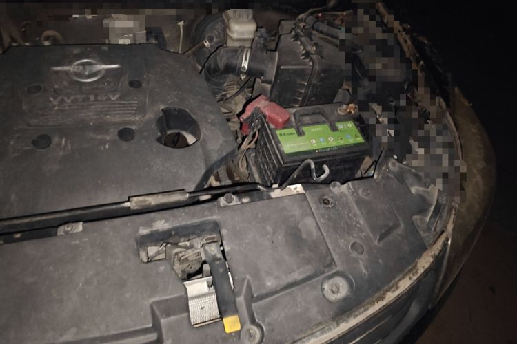Used Haima S7 2015 2.0L Automatic ZhiZhen Version Engine Bay Left