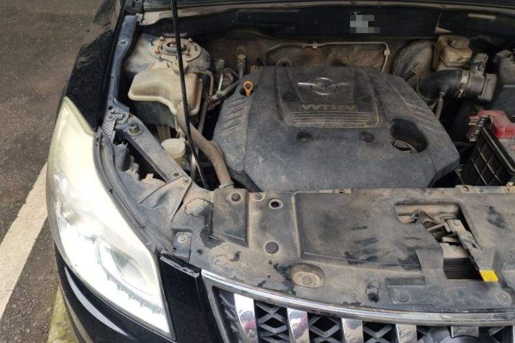 Used Haima S7 2015 Revised Version 2.0L Manual – Zongcheng Edition Engine Bay Right