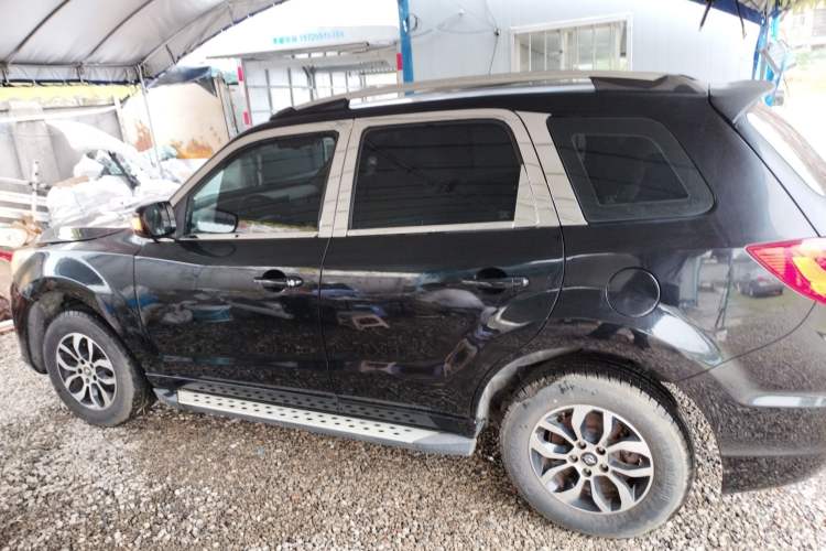 Used Haima S7 2015 Revised Version 2.0L Automatic Zongchi Trim Exterior 3