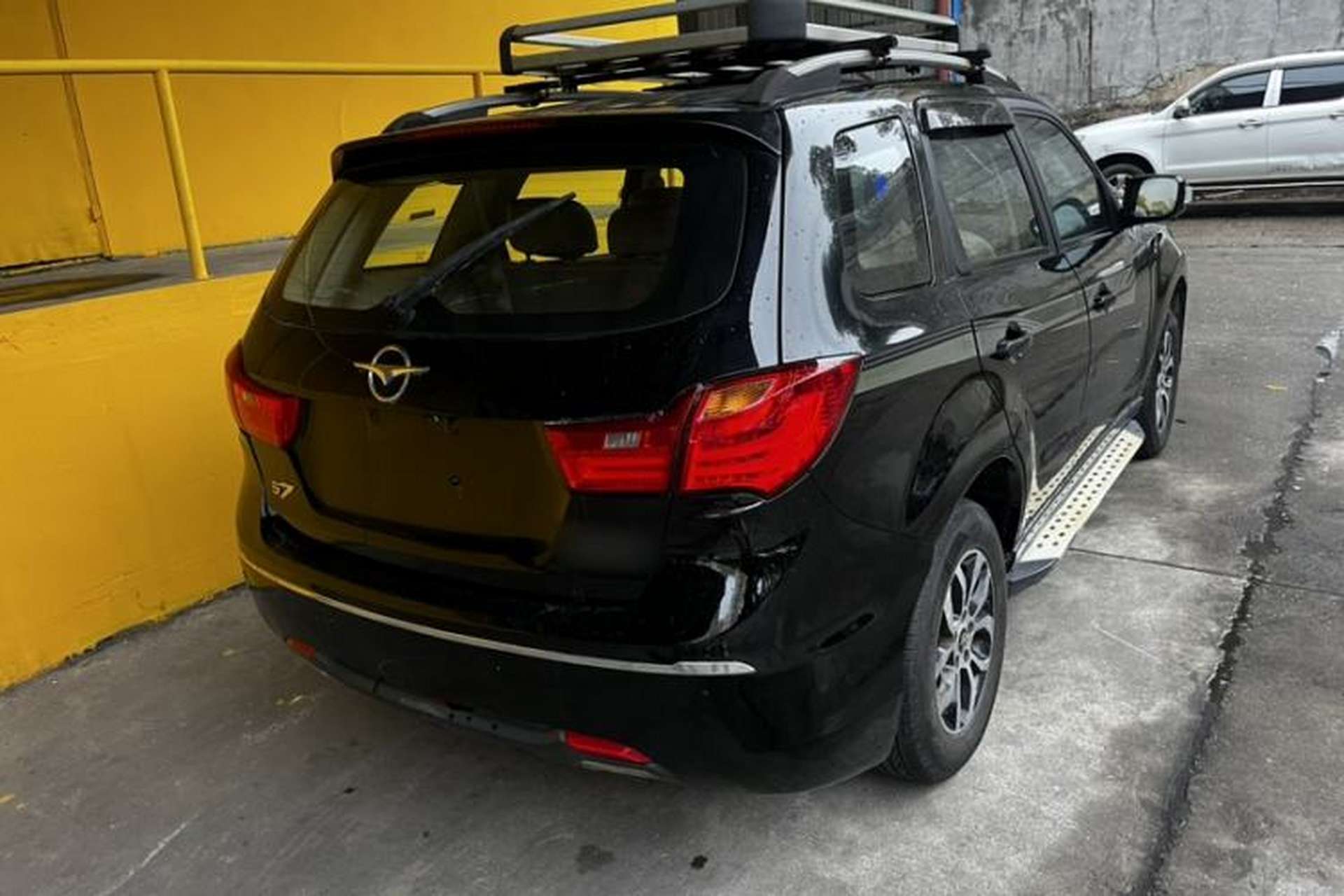Used Haima S7 2015 Revised Version 2.0L Automatic Zongchi Trim Exterior 5