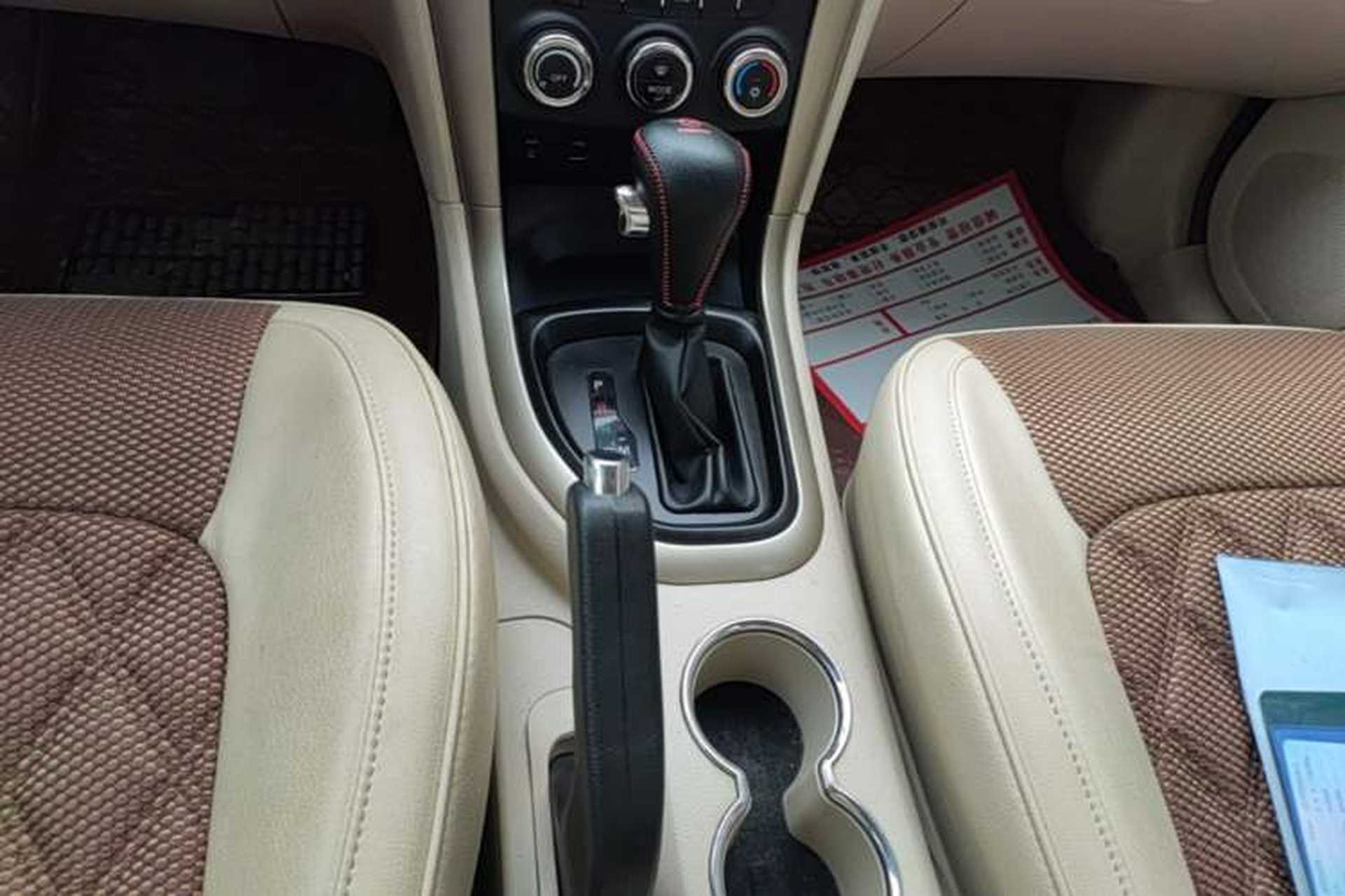 Used Haima S7 2015 2.0L Automatic ZhiShang Version Gear Lever