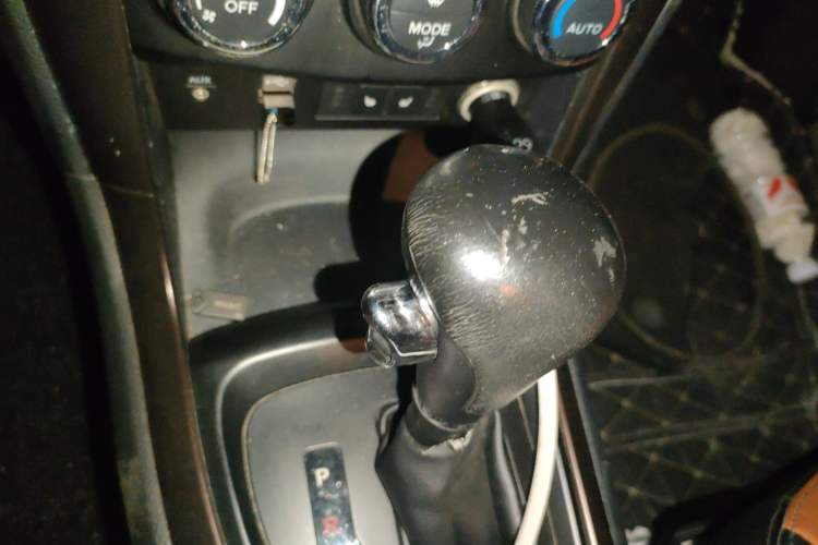 Used Haima S7 2015 2.0L Automatic ZhiZhen Version Gear Lever