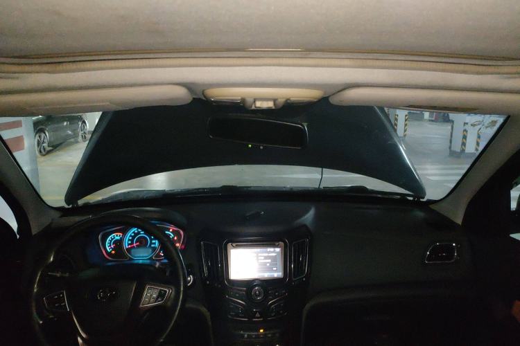 Used Haima S7 2015 2.0L Automatic ZhiZhen Version Headliner