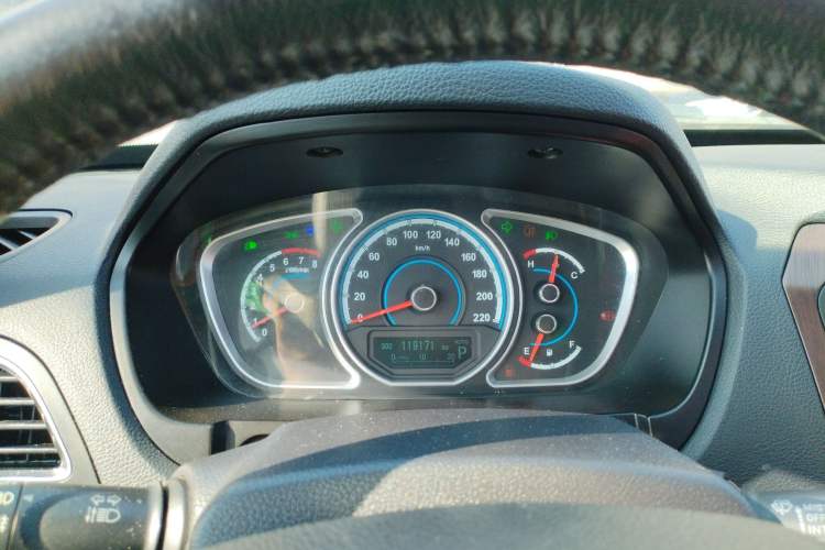 Used Haima S7 2015 Revised 1.8T Automatic Zongcheng Version Instrument Cluster