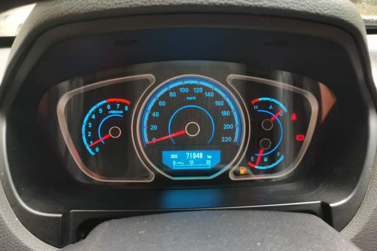 Used Haima S7 2015 Revised Version 2.0L Manual – Zongcheng Edition Instrument Cluster