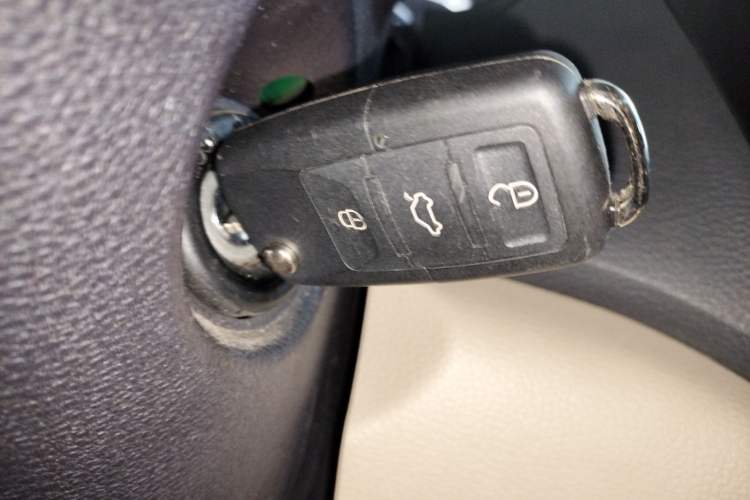 Used Haima S7 2015 Revised Version 2.0L Automatic Zongchi Trim Interior 1