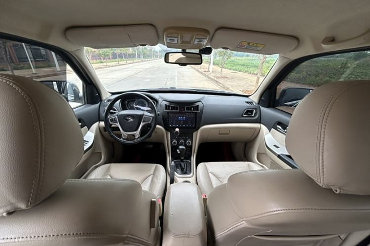 Used Haima S7 2015 Revised Version 2.0L Automatic Zongchi Trim Interior 1