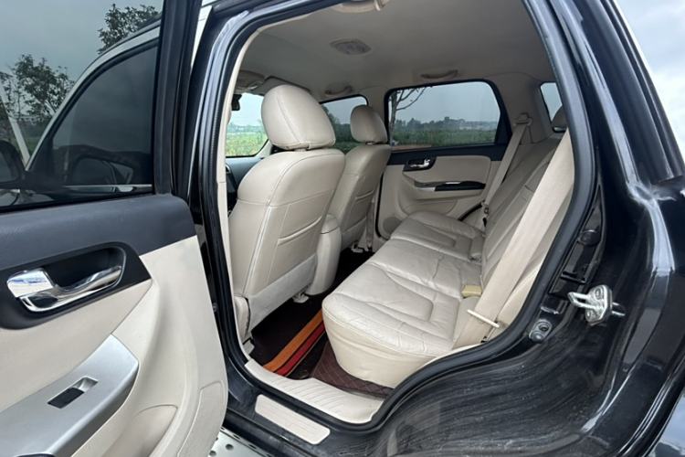 Used Haima S7 2015 Revised Version 2.0L Automatic Zongchi Trim Interior 3