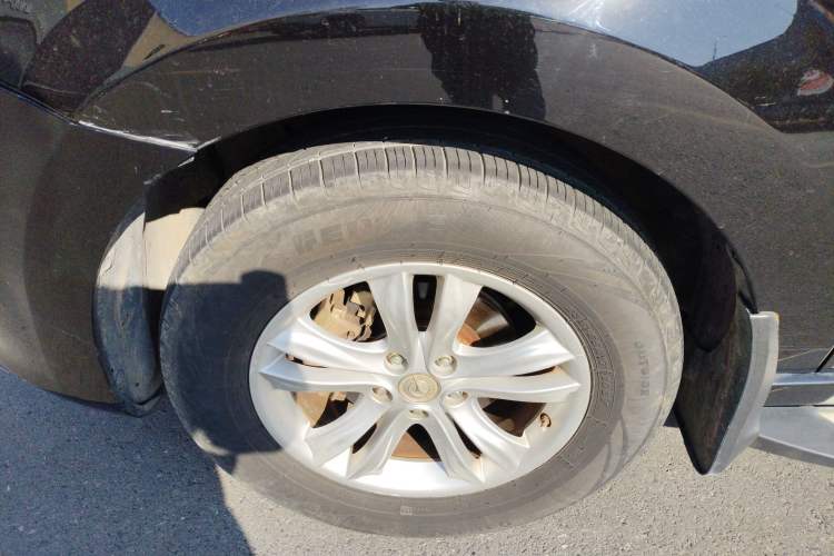 Used Haima S7 2015 Revised 1.8T Automatic Zongcheng Version Left Front Wheel Hub