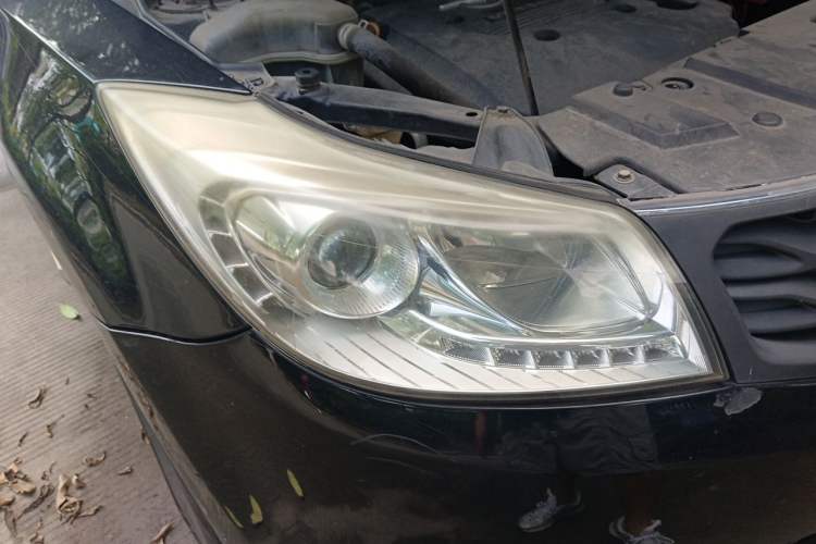 Used Haima S7 2015 2.0L Automatic Smart Enjoyment Version Right Front Headlight