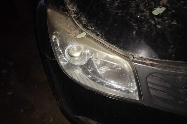 Used Haima S7 2015 2.0L Automatic ZhiZhen Version Right Front Headlight