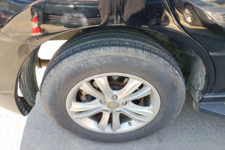 Used Haima S7 2015 Revised 1.8T Automatic Zongcheng Version Right Rear Wheel Hub