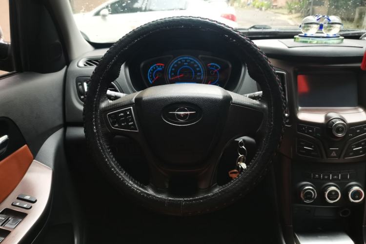 Used Haima S7 2015 Revised Version 2.0L Manual – Zongcheng Edition Steering Wheel