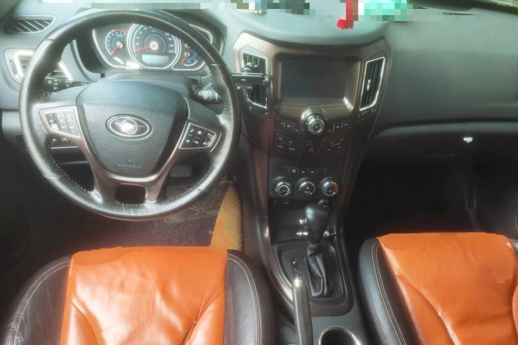 Used Haima S7 2015 2.0L Automatic Smart Enjoyment Version Center Console