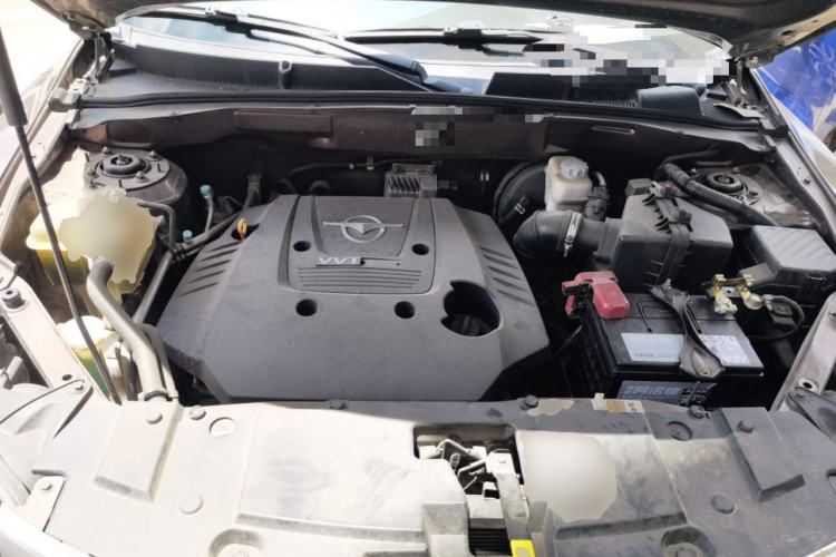 Used Haima S7 2015 2.0L Automatic ZhiShang Version Engine Bay