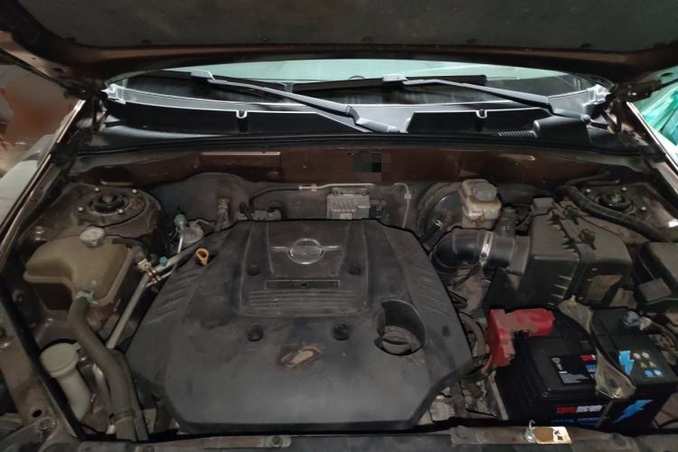 Used Haima S7 2015 2.0L Automatic Smart Enjoyment Version Engine Bay