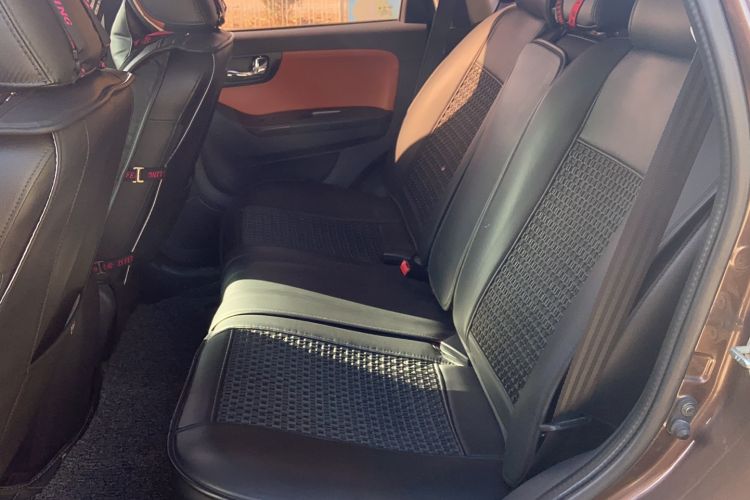 Used Haima S7 2015 2.0L Automatic Smart Enjoyment Version Interior 1