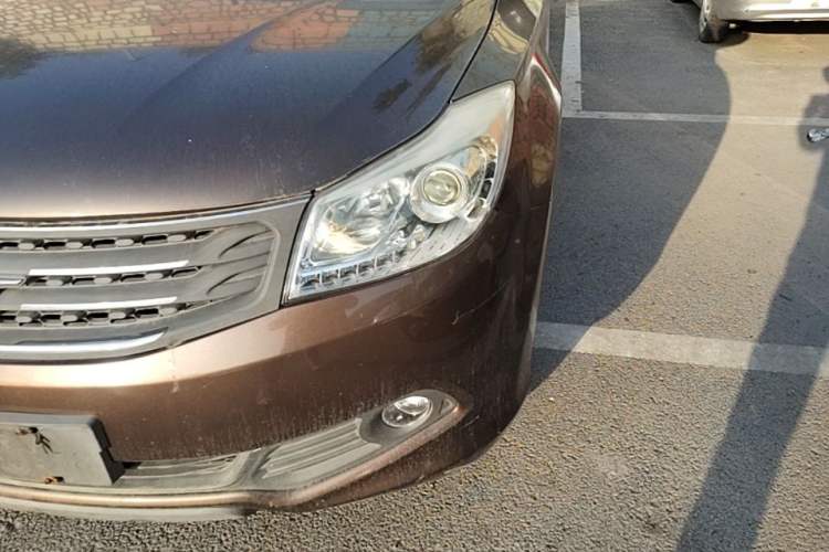 Used Haima S7 2015 2.0L Automatic ZhiShang Version Left Front Headlight