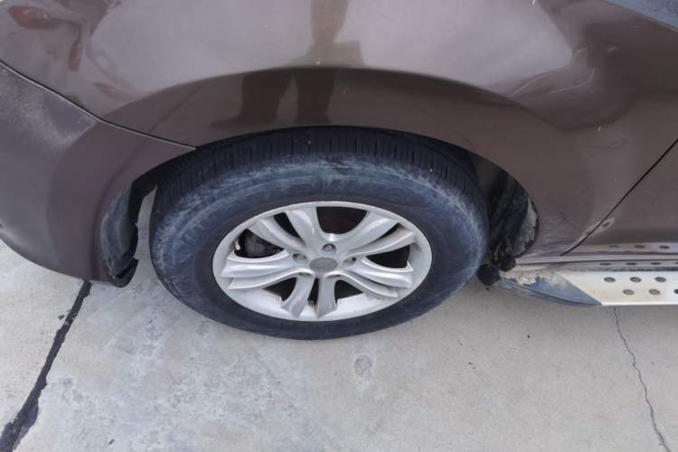 Used Haima S7 2015 Revised 1.8T Automatic Zongcheng Version Left Front Wheel Hub