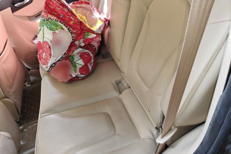 Used Haima S7 2015 2.0L Automatic ZhiShang Version Left Rear Seat