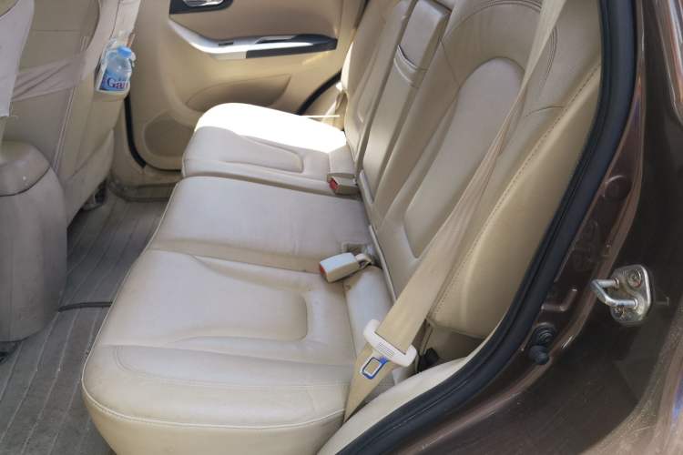 Used Haima S7 2015 2.0L Automatic ZhiShang Version Left Rear Seat