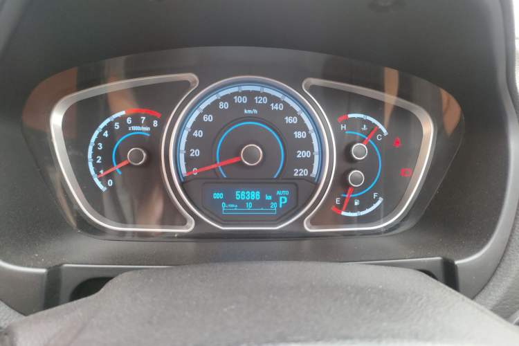 Used Haima S7 2015 Revised 1.8T Automatic Longitudinal-Style Odometer Close Up