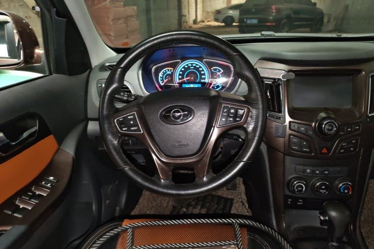 Used Haima S7 2015 2.0L Automatic Smart Enjoyment Version Steering Wheel