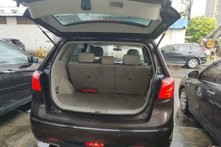 Used Haima S7 2015 Revised 1.8T Automatic Zongchi Version Trunk