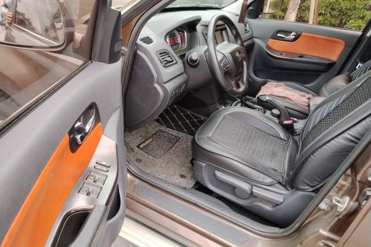 Used Haima S7 2015 2.0L Automatic Smart Enjoyment Version Driver Seat