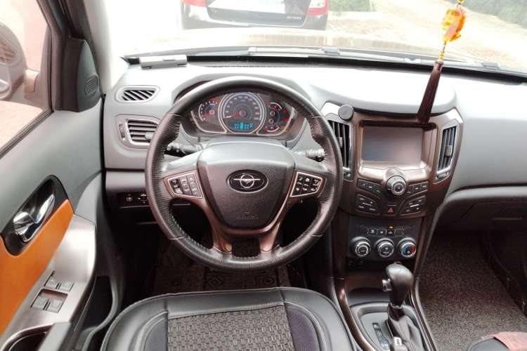 Used Haima S7 2015 2.0L Automatic Smart Enjoyment Version Steering Wheel