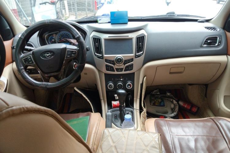 Used Haima S7 2015 Revised Version 2.0L Automatic Zongchi Trim Center Console