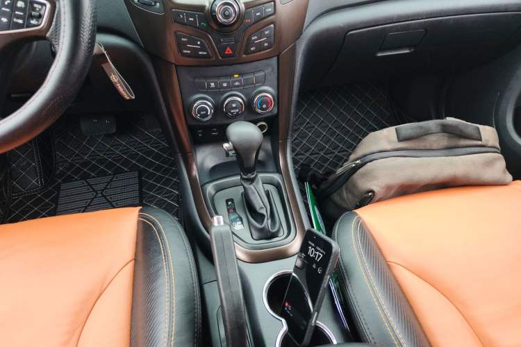 Used Haima S7 2015 2.0L Automatic Smart Enjoyment Version Gear Lever