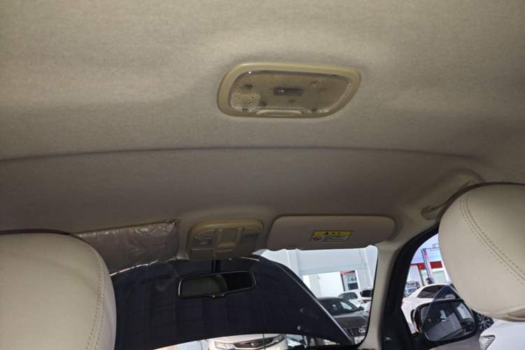 Used Haima S7 2015 2.0L Automatic ZhiShang Version Headliner