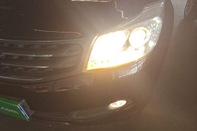 Used Haima S7 2015 2.0L Automatic ZhiShang Version Left Front Headlight
