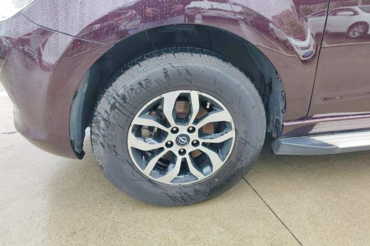 Used Haima S7 2015 2.0L Automatic Smart Enjoyment Version Left Front Wheel Hub
