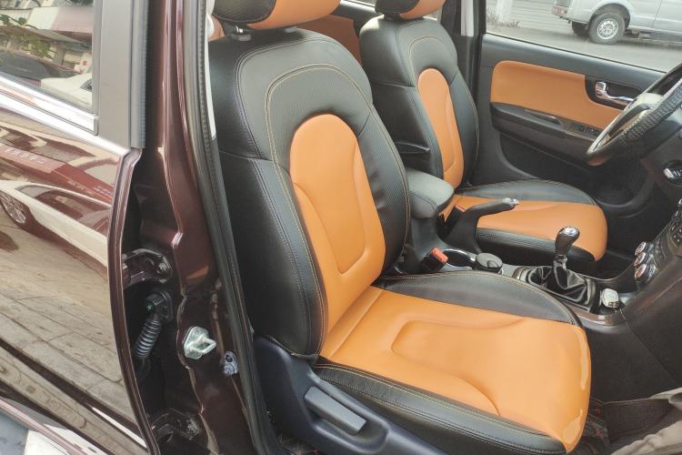 Used Haima S7 2015 Revised Version 2.0L Manual – Zongcheng Edition Right Front Seat
