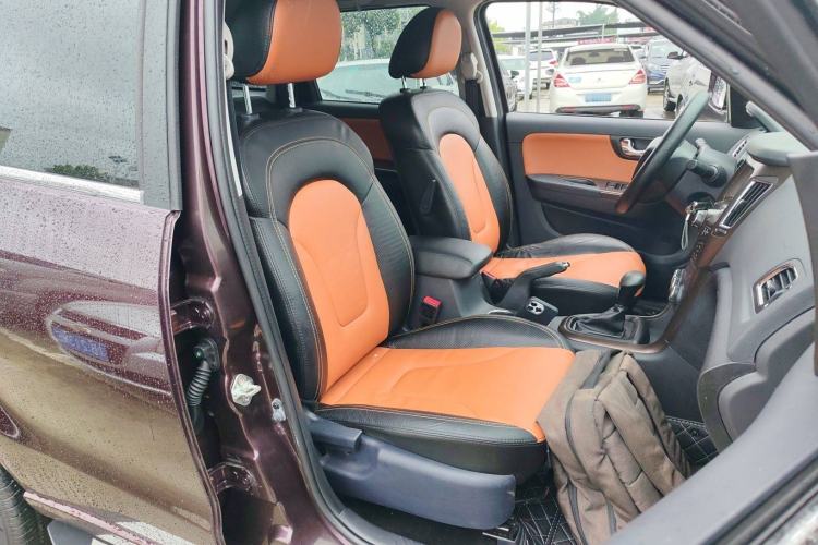 Used Haima S7 2015 2.0L Automatic Smart Enjoyment Version Right Front Seat