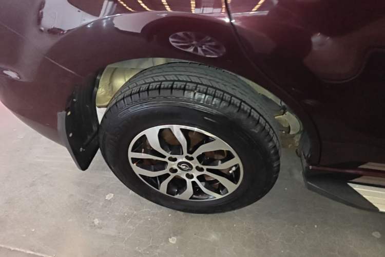 Used Haima S7 2015 2.0L Automatic ZhiShang Version Right Rear Wheel Hub